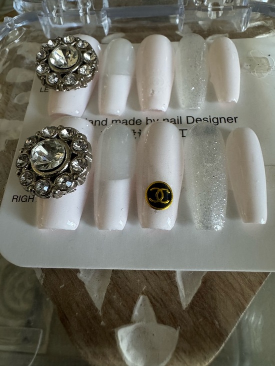 Accessories - Bonitas Nails Chic White & Silver Press-On Nail Set with Crystal Accents